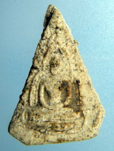 (เคาะเดียว) พระผงกลีบบัว หลวงพ่อเงินวัดดอนยายหอม