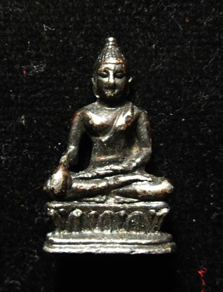 พระพุทธสิหิงค์ หลวงพ่อคล้าย วาจาสิทธิ์ วัดพระธาตุน้อย ปี2511