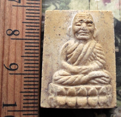 10 บาท กับ พระผงหลวงปู่ทวด  ..Bi962