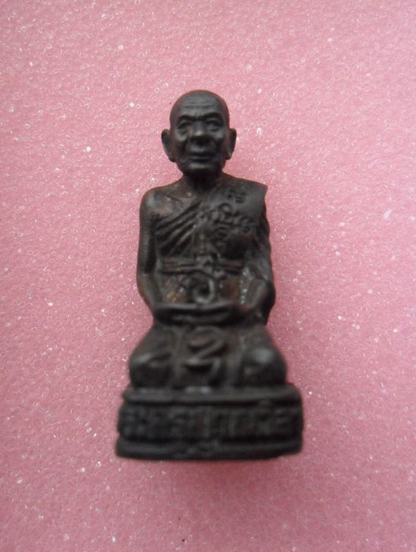 รูปหล่อลอยองค์ หลวงพ่อแดง วัดเขาบันไดอิฐ พิธีเสาร์ห้า ปี 34 