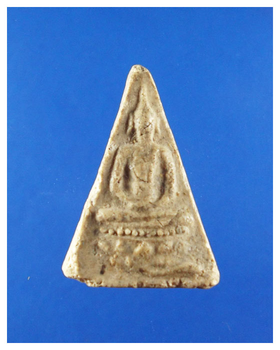 พระสมเด็จนางพญาหลวงพ่อเชื้อวัดสะพานสูงหลังลายเช็นปี2500พอสวยครับ
