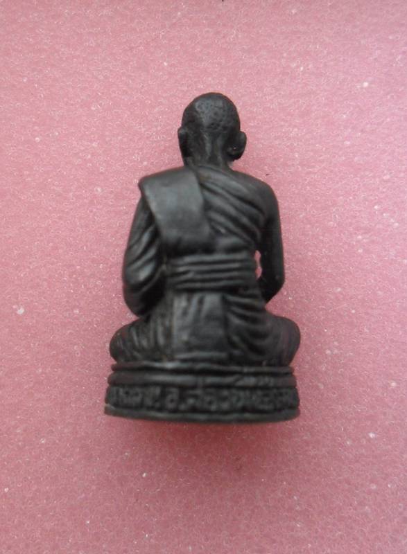 รูปหล่อหลวงพ่อบวช วัดทับกระดาน สุพรรณบุรี