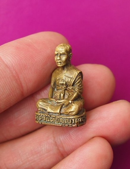 (((เคาะเดียวแดง))) รูปหล่อพระครูนิติปัญญาคุณ จ.สระแก้ว