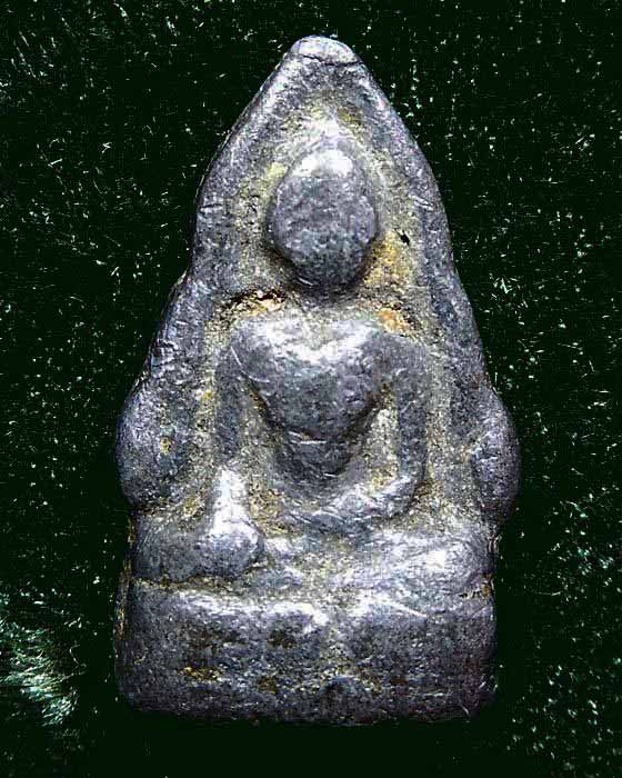 พระพิมพ์ชินราชหลวงพ่อดำวัดกุฏิฝังเขี้ยว