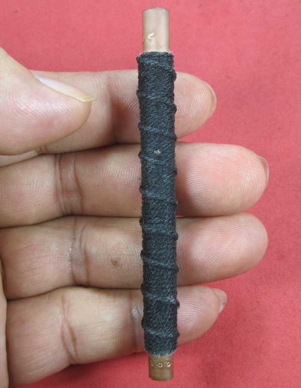 ตะกรุดจารมือตอกโค๊ตพิมพ์ใหญ่ หลวงปู่คำบุ คุตฺตจิตฺโต อ.พิบูล จ.อุบลราชธานีแชมป์วัดใจสายอิสาน