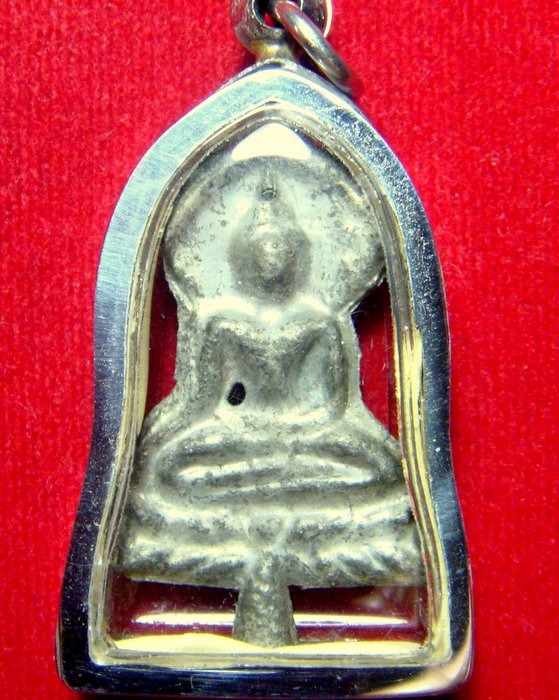 พระขุนแผนใบพุทธาเนื้อชินเงิน กรุวัดราชบูรณะ จ.พระนครศรีอยุธยา