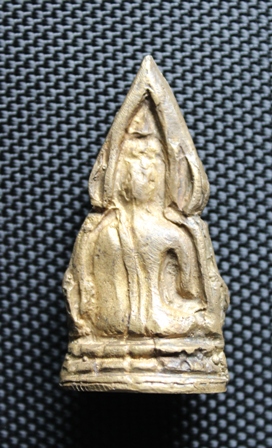 พระพุทธชินราชอินโดจีน สังฆาฏิสั้น "ซุ้มเส้นคู่" ปี 2485 