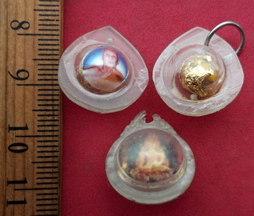 10 บาท... กับ ลูกอม 3 ลูก......JB173