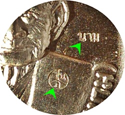 *** เหรียญ “สร้างบารมี” พิมพ์ใหญ่ หลวงปู่นาม วัดน้อยชมภู่ เนื้ออัลปาก้า หมาบเลข 4594 ปี 2557