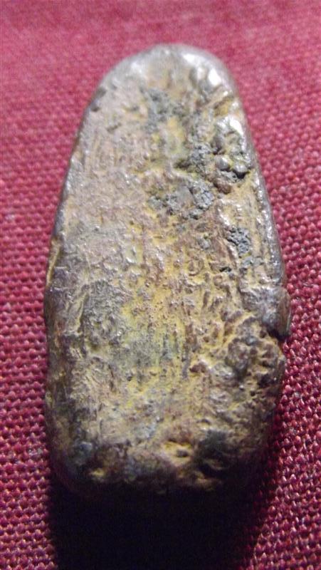 พระรอดกรุหนองมนชินตะกั่วสนิมแดง