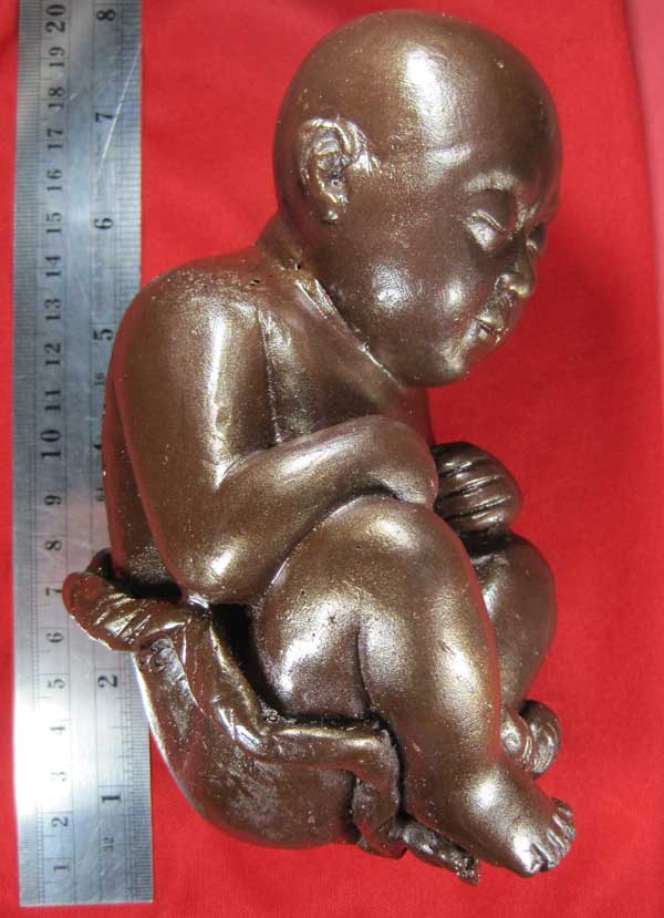 กุมารทองเหล็กไหล-น้ำพี้ขนาดบูชา องค์ใหญ่ หลวงปู่คำบุ คุตฺตจิตฺโต วัดกุดชมภู อ.พิบูลฯ จ.อุบลราชธานี