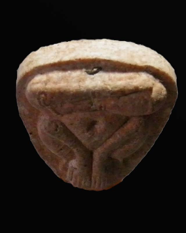 พระปิดตาหลวงพ่อยิด จันทสุวัณโน  วัดหนองจอก ฝังตะกรุดเงิน เนื้อผง ปี 2538 สภาพสวย 