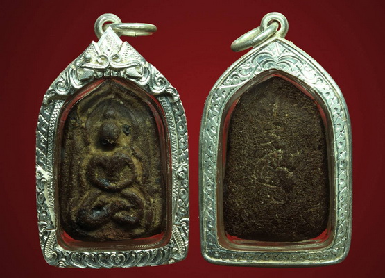 หลวงปู่บุญ วัดกลางบางแก้ว ซุ้มแหลม เนื้อว่าน