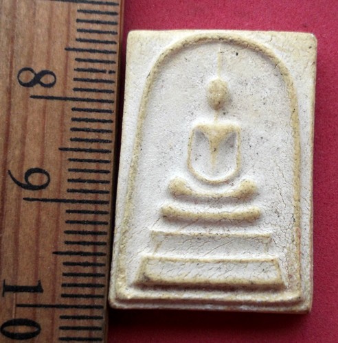 10 บาท... กับ พระผงสมเด็จ ....JB699