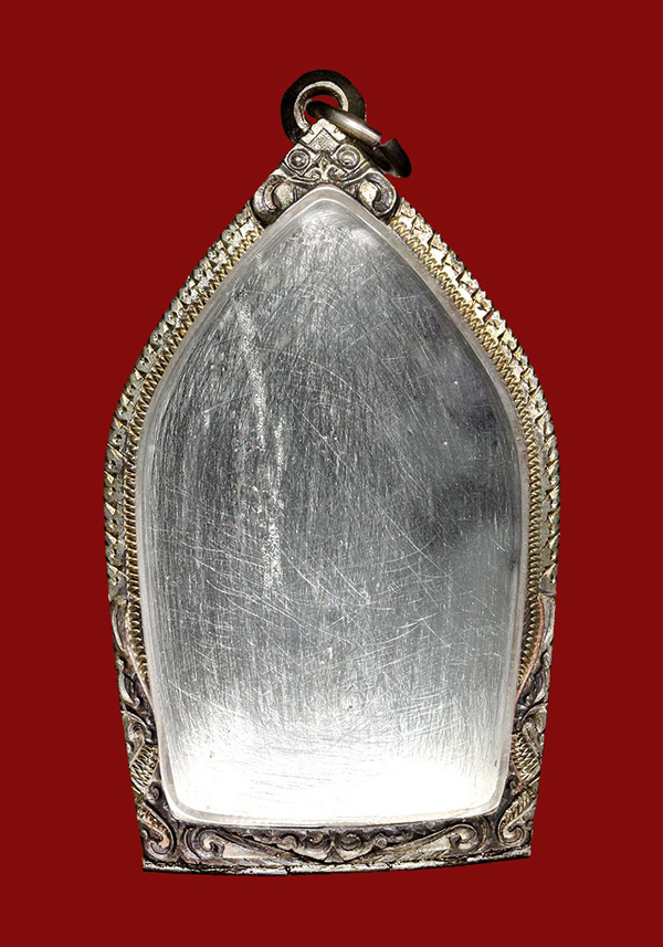 ตลับเงินใส่พระขุนแผน งานมือครับสภาพสวย(เคาะเดียวตามใจแฟนเพลง)