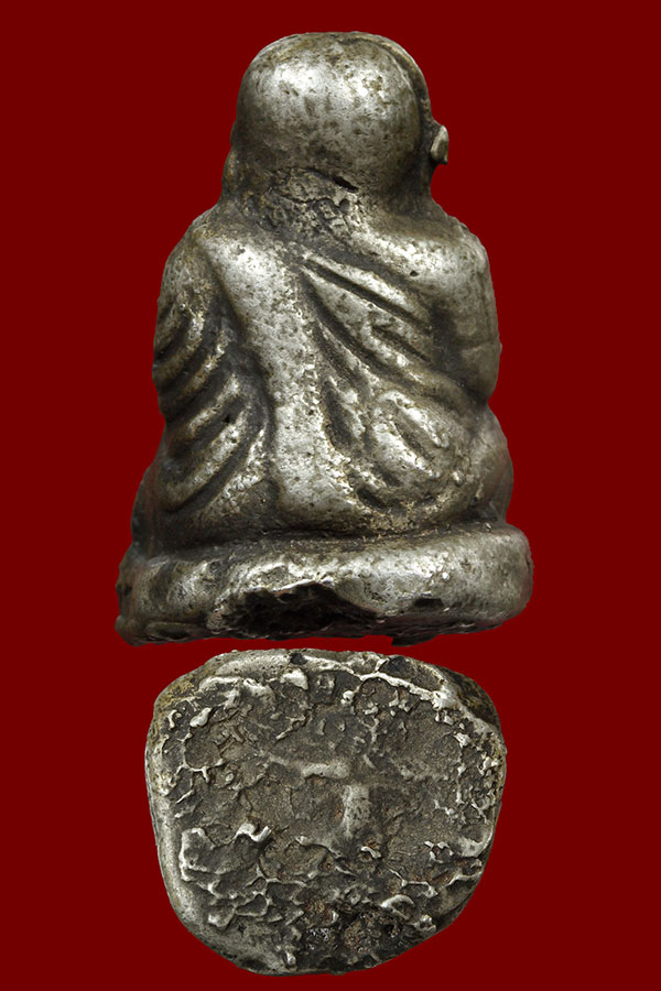 รูปหล่อหลวงพ่อเงินวัดใหม่คำวัน เนื้อเงิน