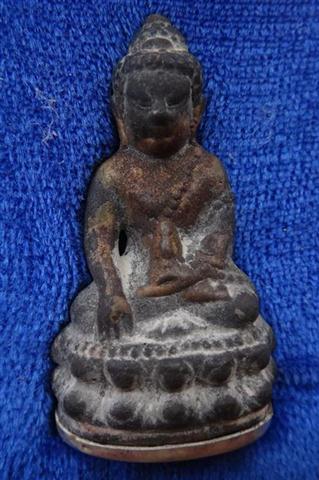 กริ่งชินบัญชรอีสาน หลวงปู่คำบุ เนื้อนวะก้นเงินกรรมการ เลข55 เคาะเดียว