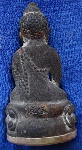 กริ่งชินบัญชรอีสาน หลวงปู่คำบุ เนื้อนวะก้นเงินกรรมการ เลข55 เคาะเดียว