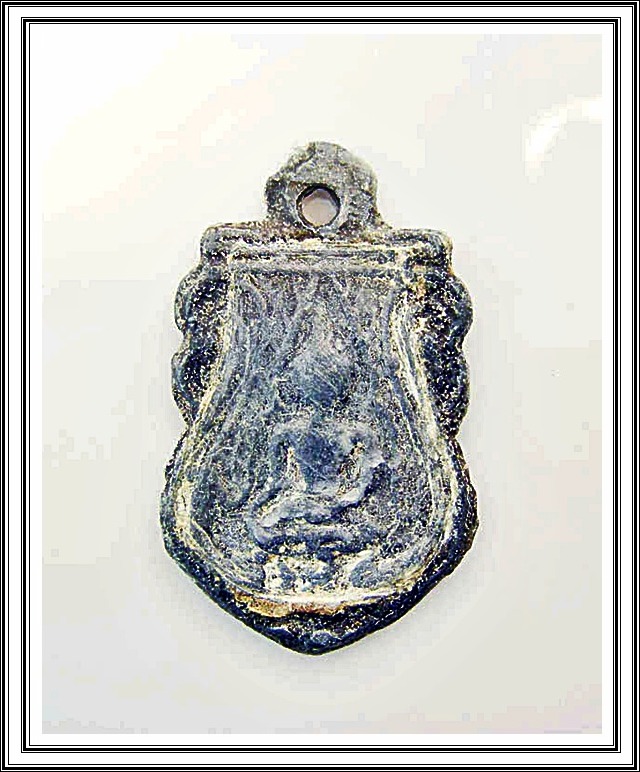 เหรียญหล่อพิมพ์พระพุทธชินราช หลวงพ่อโต วัดวิหารทอง จ.ชัยนาท