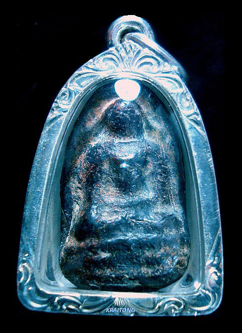 พระกรุวัดสุวรรณ อ่างทอง