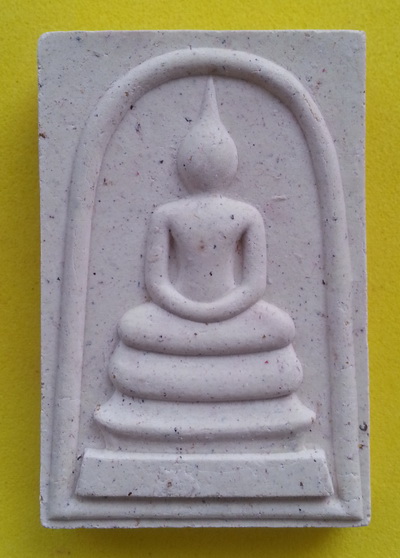 สมเด็จเม็ดแตงรุ่นแรก หลวงปู่นาม วัดน้อยชมภู่ จ.สุพรรณบุรี