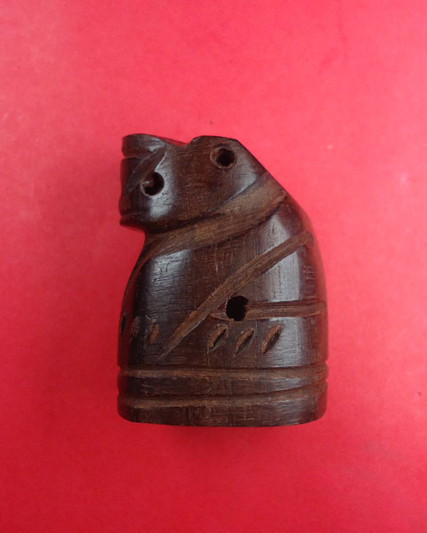 เสือไม้พยุง หลวงพ่อเปิ่น วัดบางพระ นครปฐม รุ่นไตรมาส ๔๔ เคาะเดียว ๖