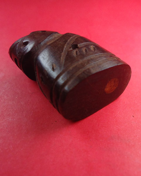 เสือไม้พยุง หลวงพ่อเปิ่น วัดบางพระ นครปฐม รุ่นไตรมาส ๔๔ เคาะเดียว ๖