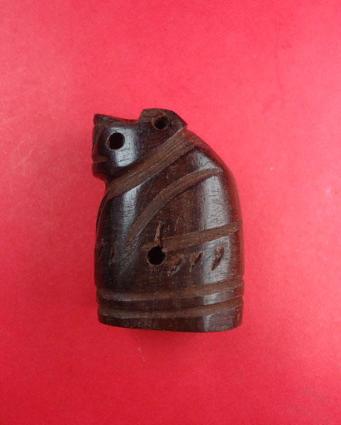 เสือไม้พยุง หลวงพ่อเปิ่น วัดบางพระ นครปฐม รุ่นไตรมาส ๔๔ เคาะเดียว ๘