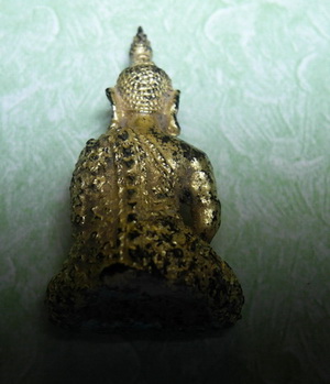 พระรัตน ปิดทองเก่าทั้งองค์ วัดใจ