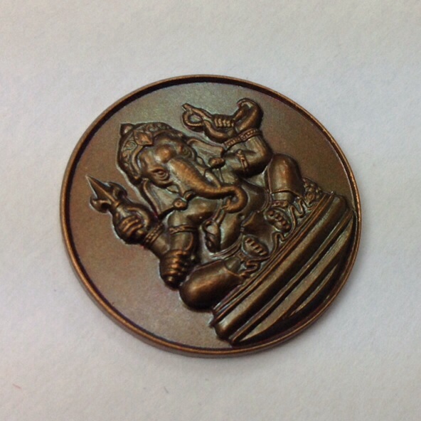 เหรียญพระพิฆเนศ สมาคมศิษย์เก่าศิลปศึกษา-ช่างศิลป กรมศิลปากร ปี51 เนื้อทองแดงรมดำ