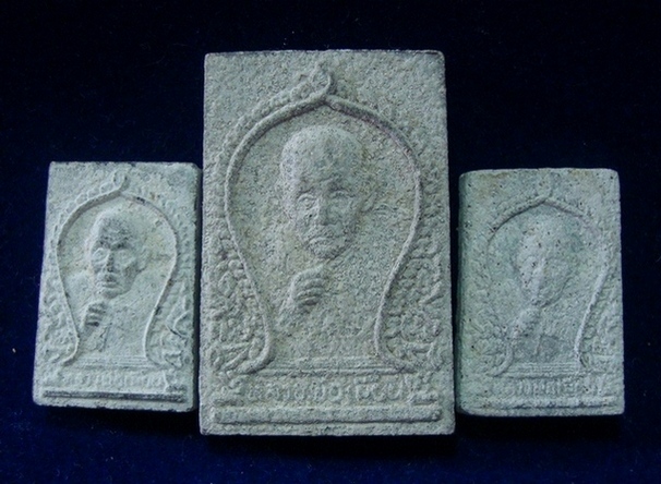 พระผงหลวงพ่อเมี้ยน วัดโพธิ์กบเจา อยุธยา (เคาะเดียวแดง)