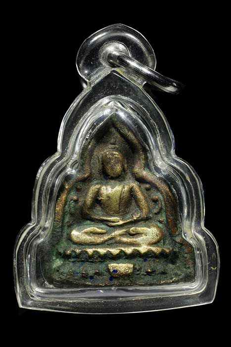 พระชัยวัฒน์พิมพ์สามเหลี่ยม วัดราชบพิตร พ.ศ2495