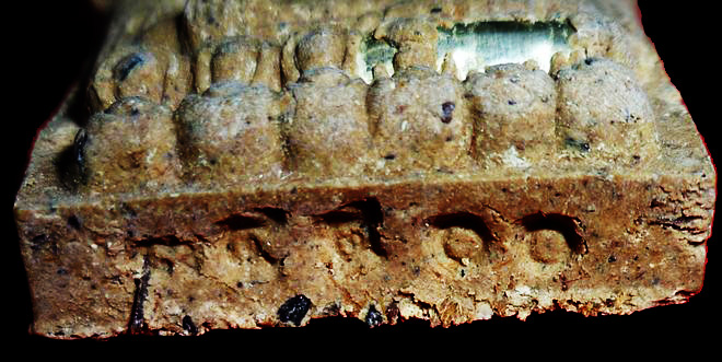 ขุนแผนหลวงปู่คำบุ วัดกุดชมภู ตะกรุดเงิน โค๊ตใต้ฐาน