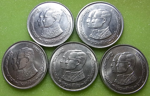 เหรียญกษาปณ์ 10บาท ทีเดียว 5 เหรียญ