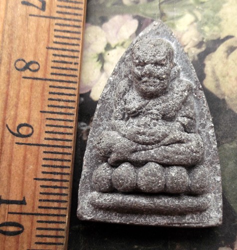 10 บาท กับ ผงหลวงปู่ทวด ...AD727