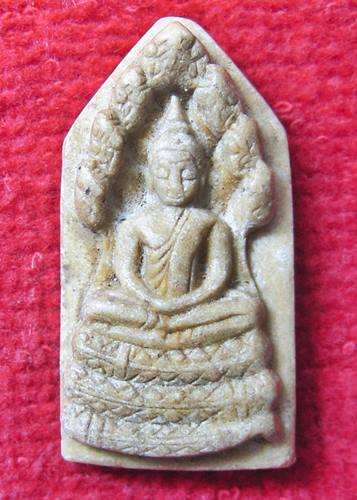 เคาะเเรก 20 บาทเลยค่ะ พระผงประจำวันพิมพ์ใหญ่ วัดพระพุทธบาท สระบุรี ปี 21