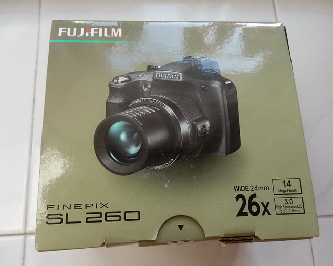 ขายกล้อง FUJI FINEPIX รุ่น SL 260 สภาพสวยมาก ไม่ตกไม่เคยซ่อม อุปกรณ์ยกกล่อง ใช้งานปกติ ไม่มีรอยใดๆ
