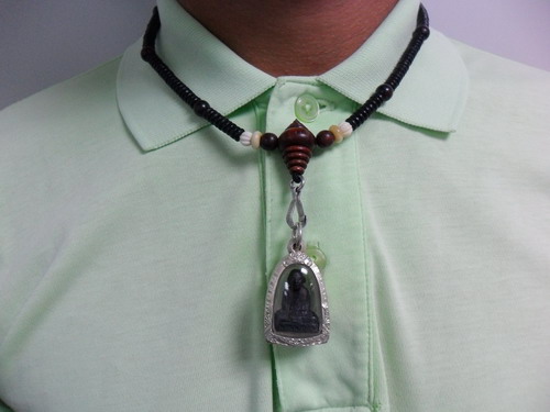 สร้อยกะลา+ไม้พยุง+ไม้พญางิ้วดำ+งาช้าง(ไม่รวมพระนะครับ) 