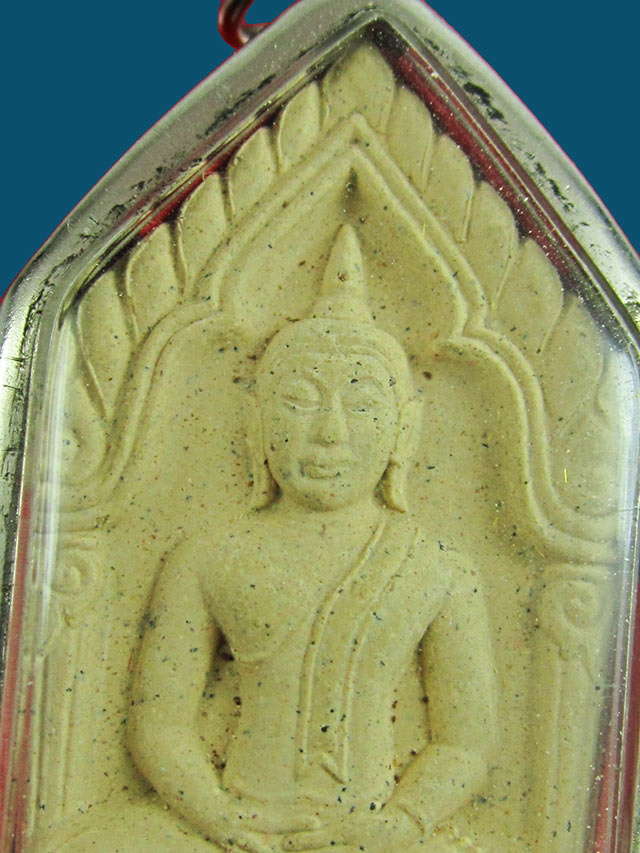 พระผงพิมพ์ขุนแผนยอดขุนพล หลวงพ่ออุ้น สุขกาโม วัดตาลกง จ.เพชรบุรี รุ่น เพชรยอดขุนพล พ.ศ. ๒๕๔๔ 