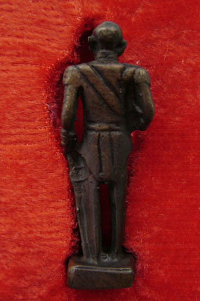 รูปหล่อยืน  เสต็จเตี่ยกรมหลวงชุมพร  ปากน้ำตะโก ปี 2530