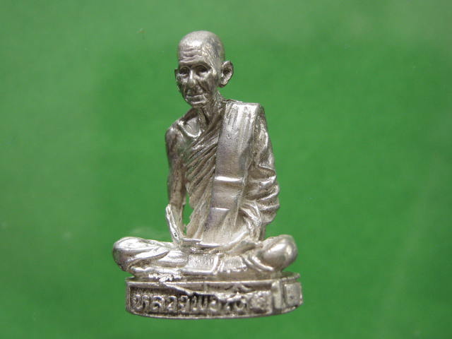 รูปเหมือนเนื้อเงิน ลพ.เดิม วัดอินทาราม อ.พยุหะคีรี นครสวรรค์ ปี35.