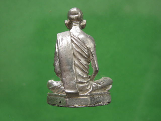 รูปเหมือนเนื้อเงิน ลพ.เดิม วัดอินทาราม อ.พยุหะคีรี นครสวรรค์ ปี35.