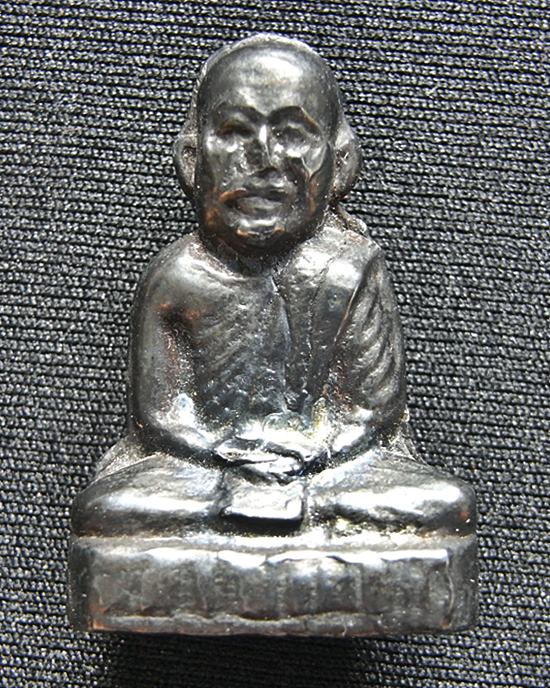 รูปหล่อพระราชอุทัยกวี ท่านเจ้าคุณพุฒ วัดทุ่งแก้ว อุทัยธานี