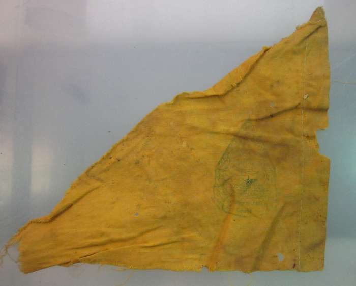 ผ้ายันต์ชายธง หลวงพ่อพระมงคลบพิตร