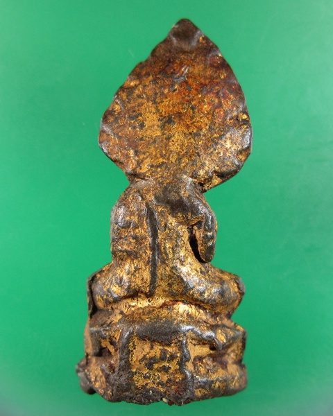 พระกรุวัดเลียบพิมพ์นาคปรก เนื้อชิน ปิดทองเก่าสวยดูง่ายๆคลาสสิคประสบการณ์สูง