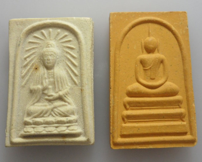 *** กรุงเทพฯ *** พระผงเจ้าแม่กวนอิม + พระสมเด็จ วัดบวรนิเวศวิหาร