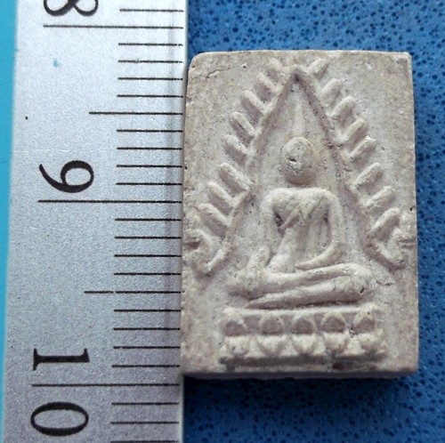 10 บาท กับ พระผงวัดท่าไทร จ.สุราษฎร์ธานี ...OB114