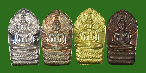 *** พระนาคปรกองค์จ้อย + นางกวัก หลวงปู่ทองดำ วัดท่าทอง อุตรดิตถ์ รวม ๙ องค์ ***