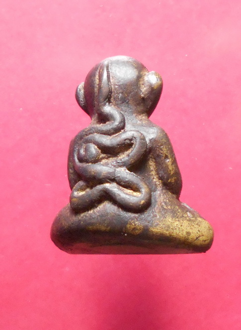 รูปหล่อโบราณพระสังกัจจายน์ สวยครับ