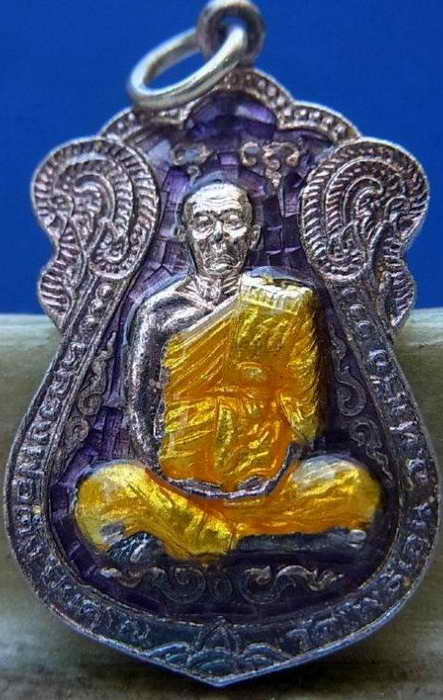 K1286 เหรียญเสมา หลวงพ่อตั๋ง วัดโพธิ์เอน จ.อยุธยา เนื้อเงินลงยา ปี38 สวยงาม กล่องเดิม